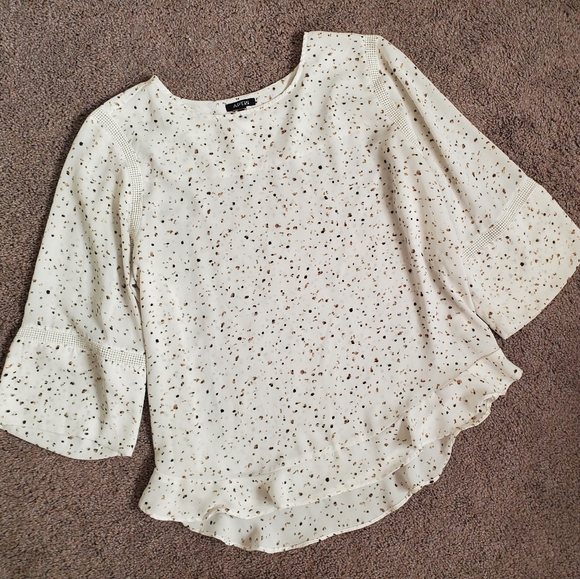 Apt 9 Ruffle top, large - Picture 2 of 12